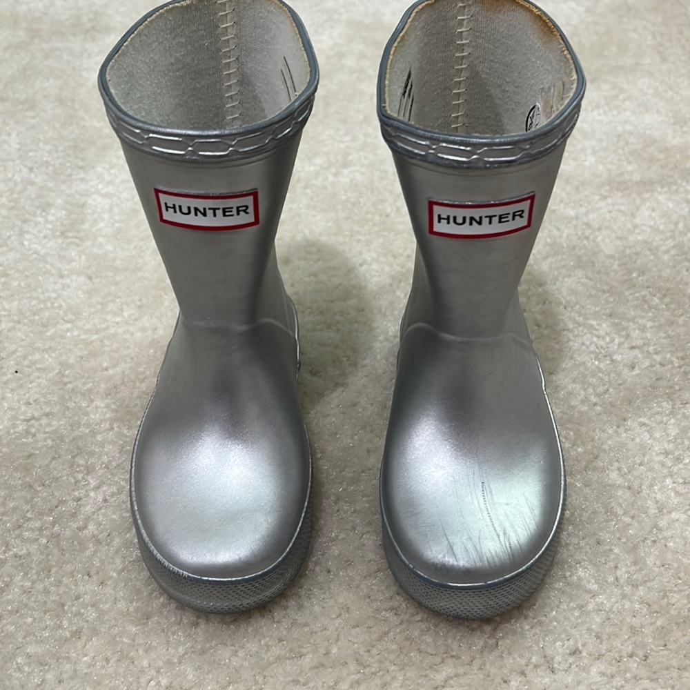 Hunter silver toddler rain boots - size 6